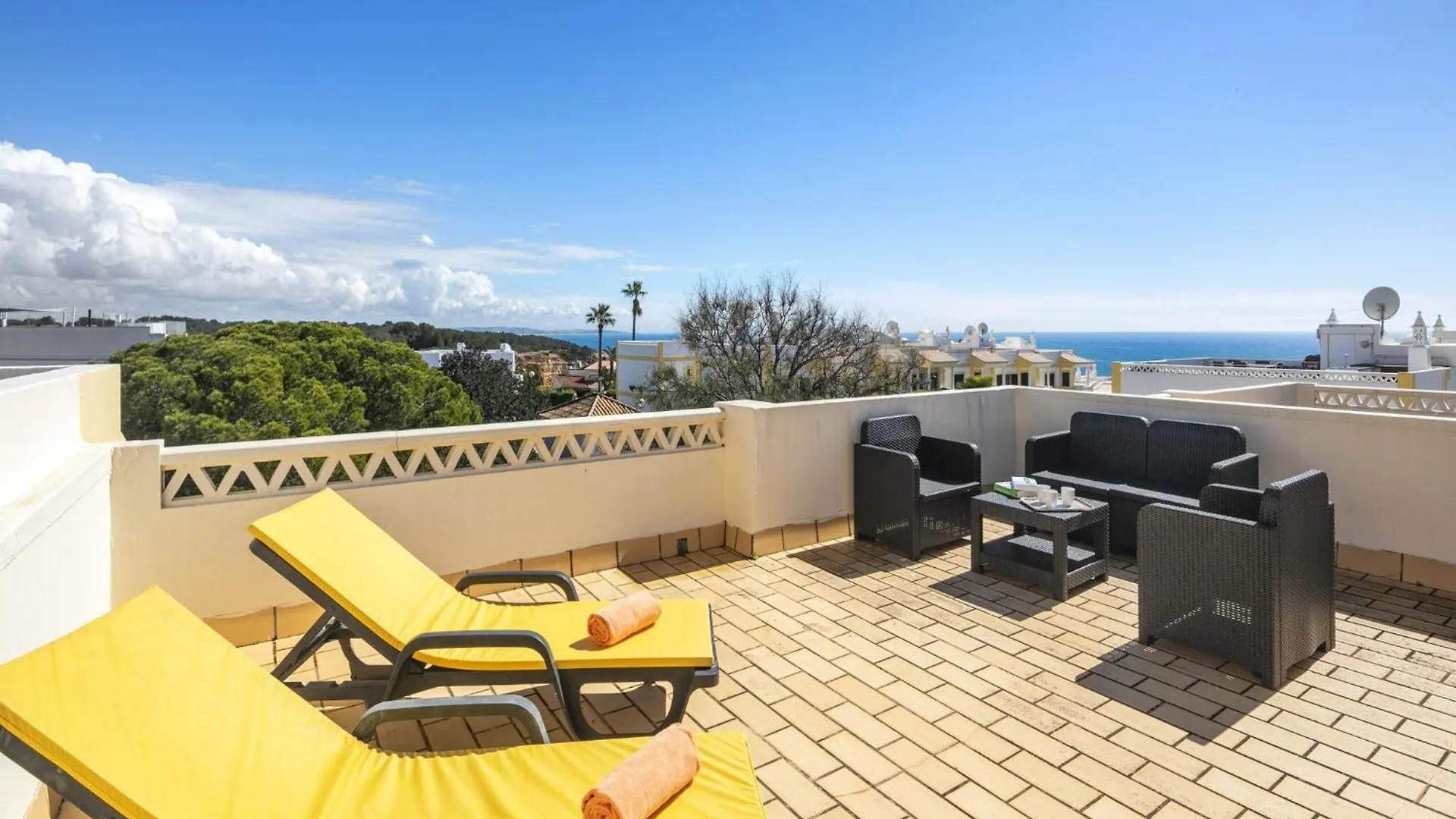 Stunning Sea View Stay In Benagil Portugal